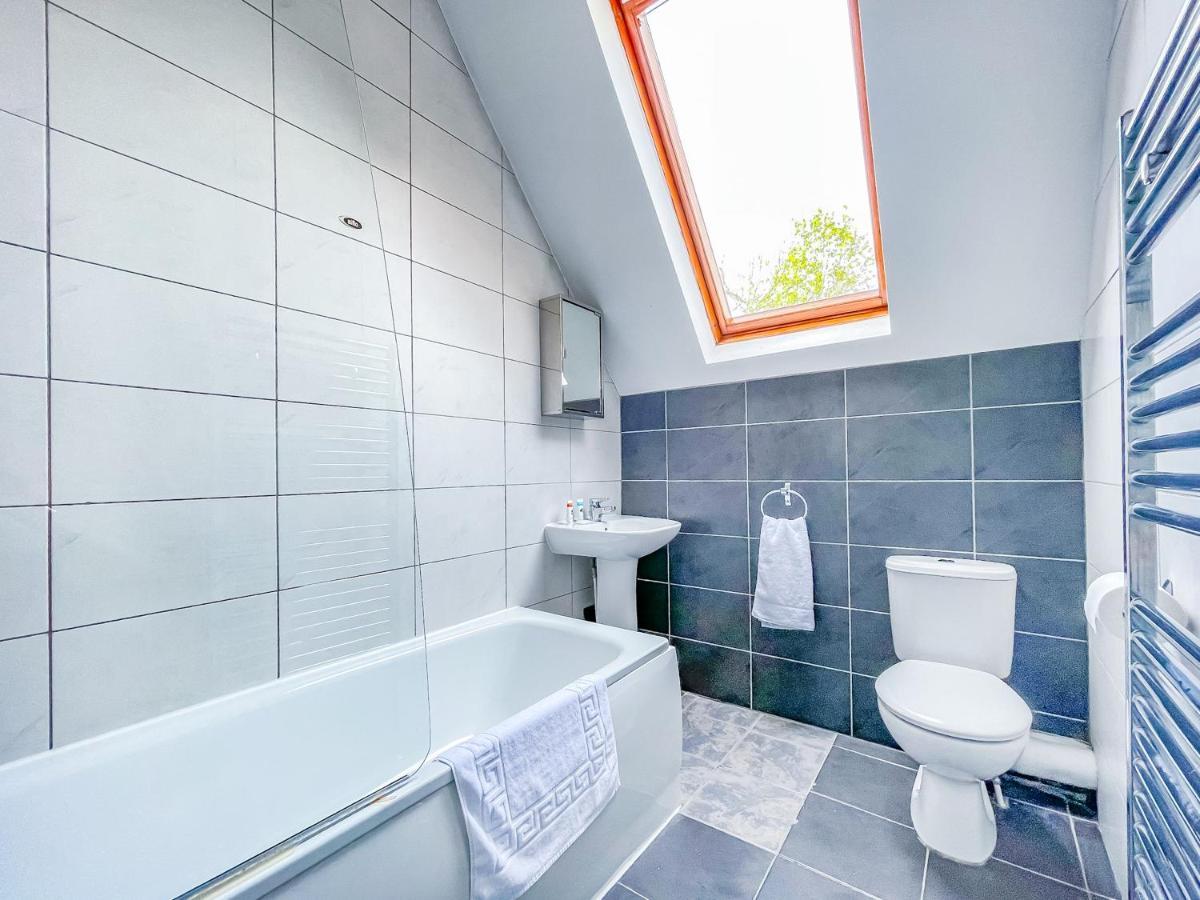 *Rg9Bc* For Your Most Relaxed & Cosy Stay + Free Parking + Free Fast Wifi * Leeds  Zewnętrze zdjęcie